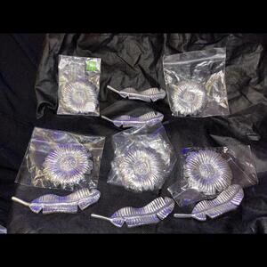 Lot Of (10) MARIPOSA Rare Styled Napkin Weights Banana Leaves & Flower Beauties